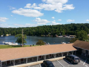 Clark's Beach Motel